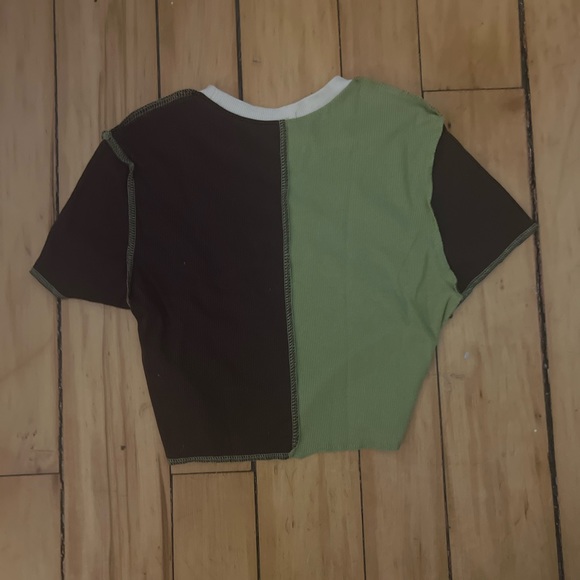 multi coloured t shirt with stitching - Picture 3 of 3